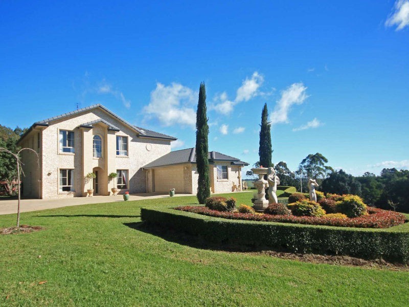 169 North Maleny Road, Maleny QLD 4552