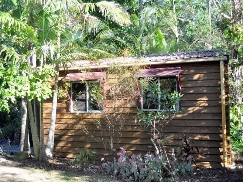 8 Kenny Court, Landsborough QLD 4550