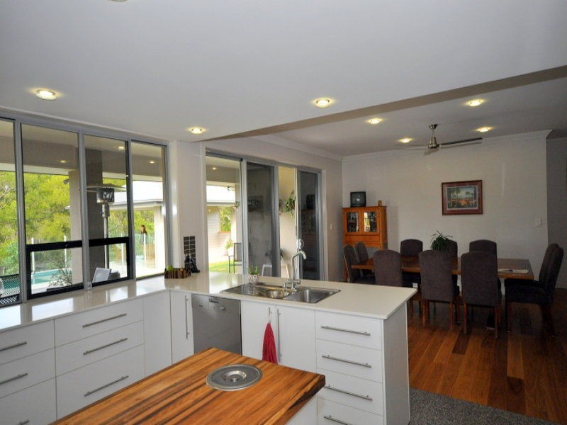 9 Jeanne Ct  Peachester Street, Maleny QLD 4552