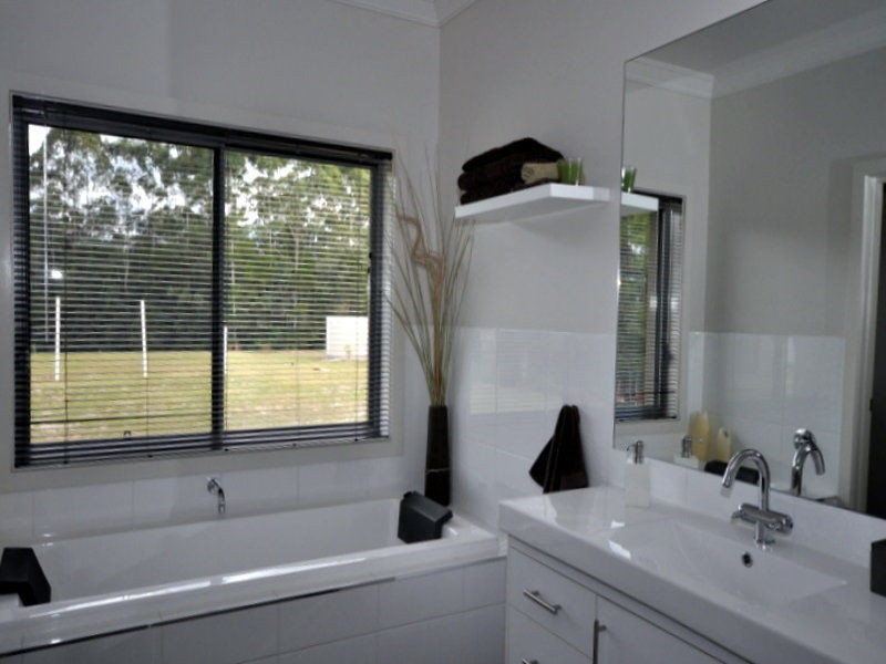 9 Jeanne Ct  Peachester Street, Maleny QLD 4552