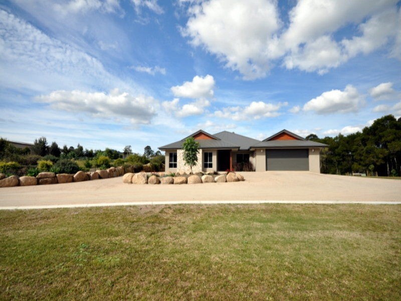 9 Jeanne Ct  Peachester Street, Maleny QLD 4552