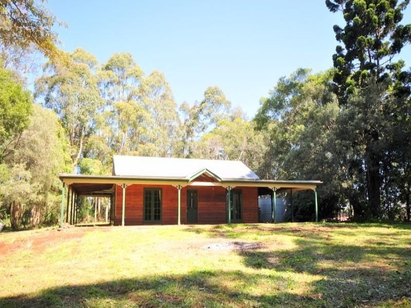 Maleny QLD 4552