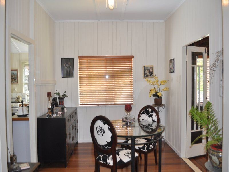 16 ASH Street, Maleny QLD 4552