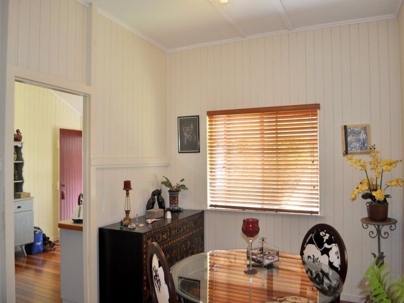 16 ASH Street, Maleny QLD 4552