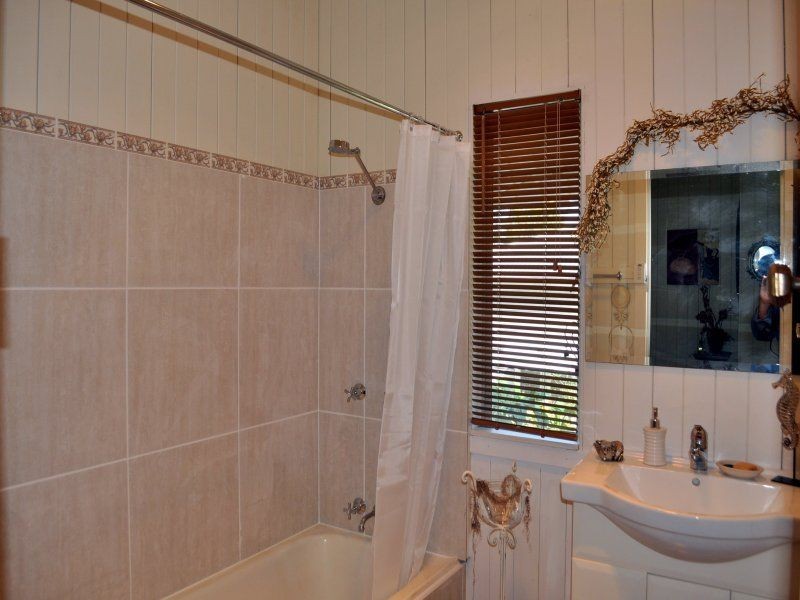 16 ASH Street, Maleny QLD 4552