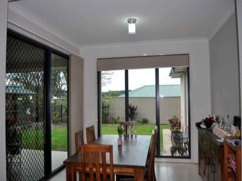 8 Watergum Street, Maleny QLD 4552