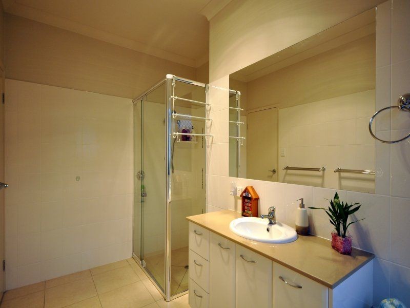 8 Watergum Street, Maleny QLD 4552