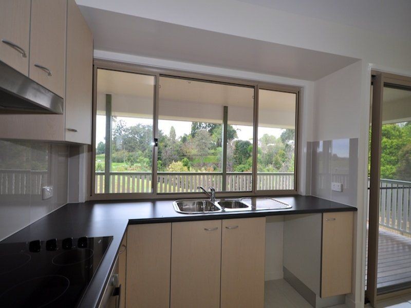 26 Wongabel Street, Maleny QLD 4552