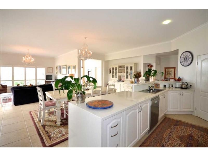 30 Lorikeet Lane, Maleny QLD 4552