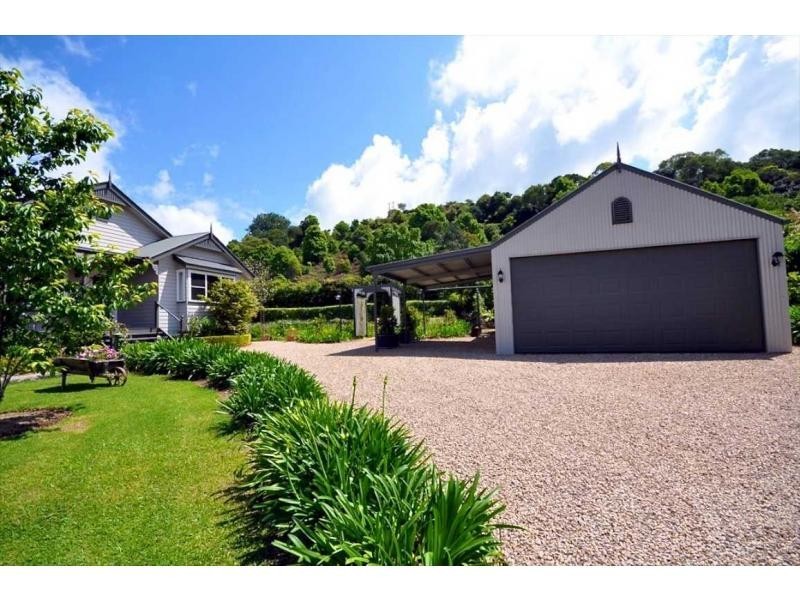 42 McCarthy Shute Road, Maleny QLD 4552