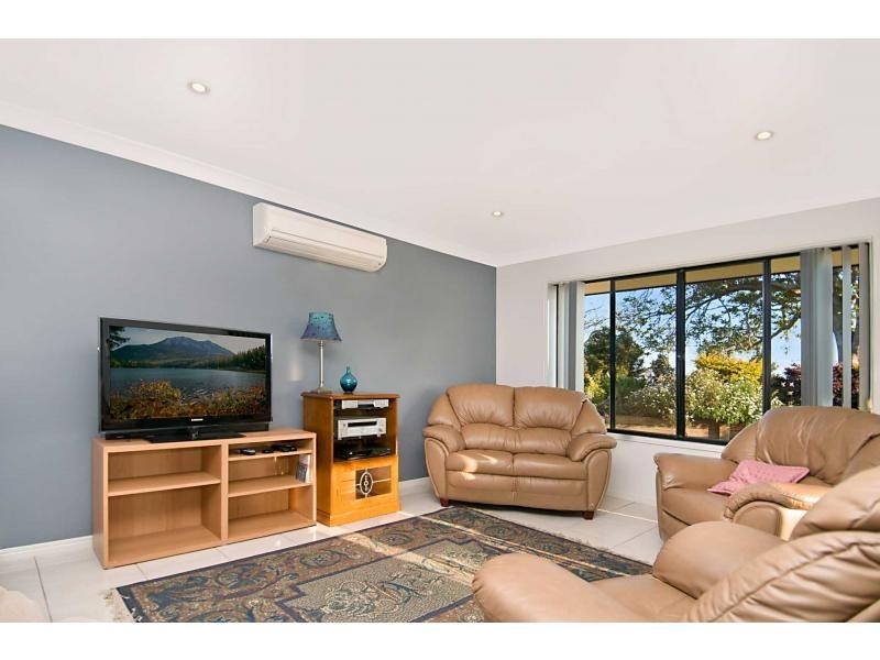 10 Water Gum Crescent, Maleny QLD 4552