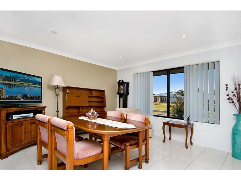 10 Water Gum Crescent, Maleny QLD 4552