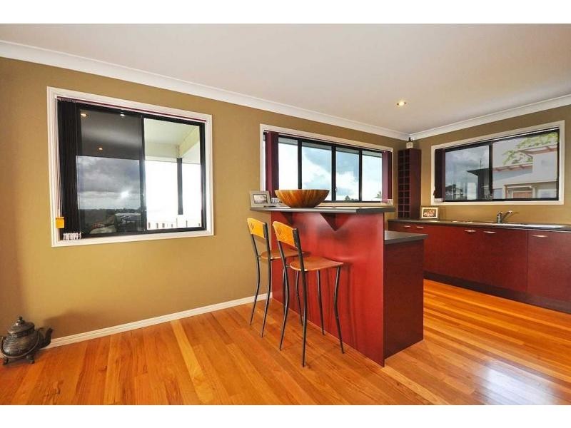 2a Curlew Court, Maleny QLD 4552