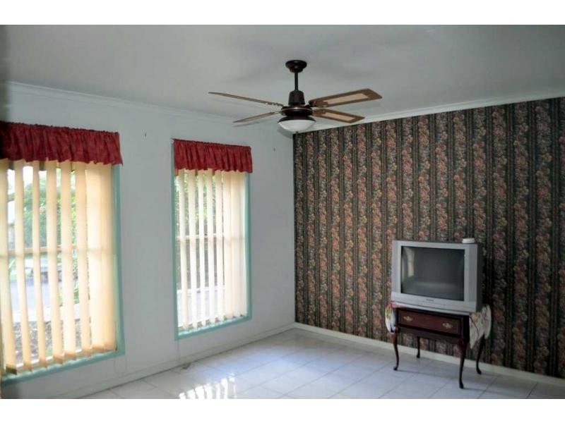 8 Hakea Street, Maleny QLD 4552