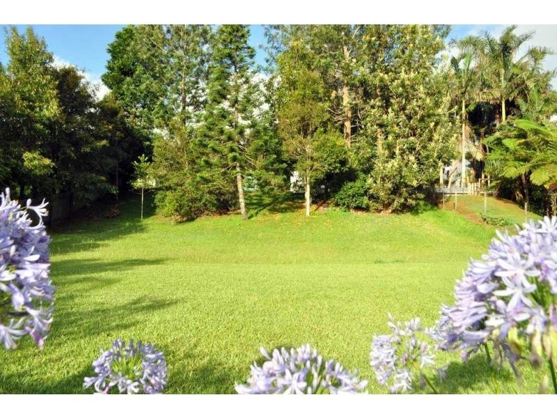 8 Hakea Street, Maleny QLD 4552