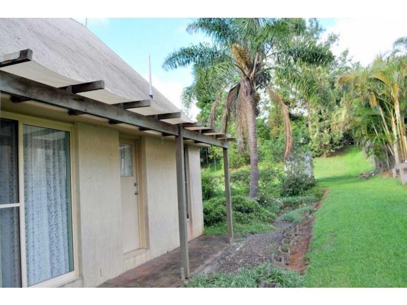 8 Hakea Street, Maleny QLD 4552