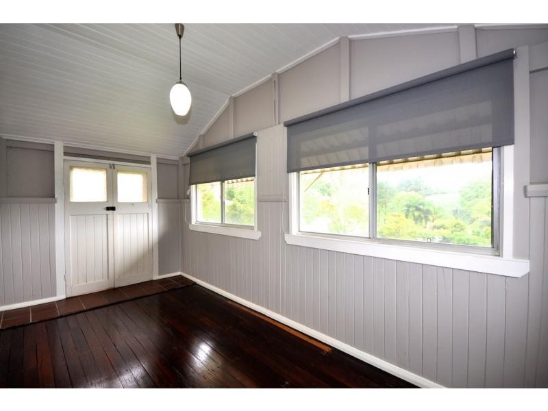 13 Beech Street, Maleny QLD 4552