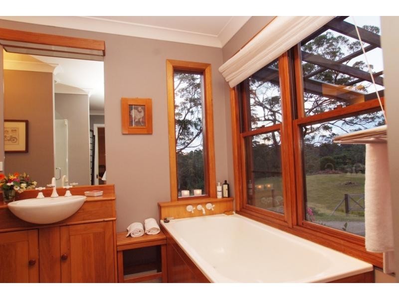 57 Corks Pocket Road, Maleny QLD 4552