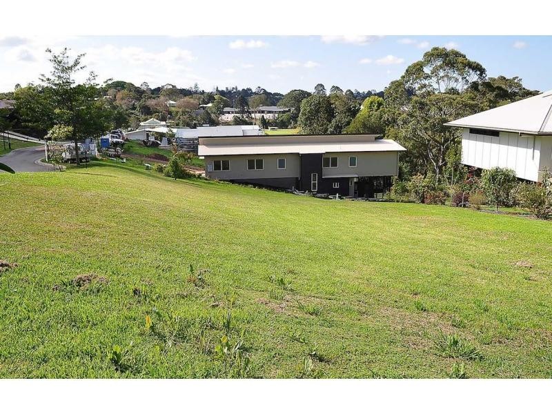 43 Centenary Drive, Maleny QLD 4552