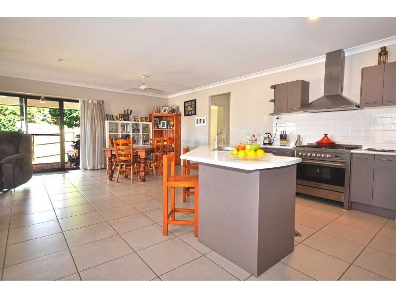 61 Water Gum Crescent, Maleny QLD 4552