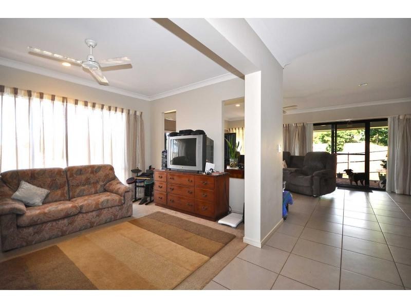 61 Water Gum Crescent, Maleny QLD 4552