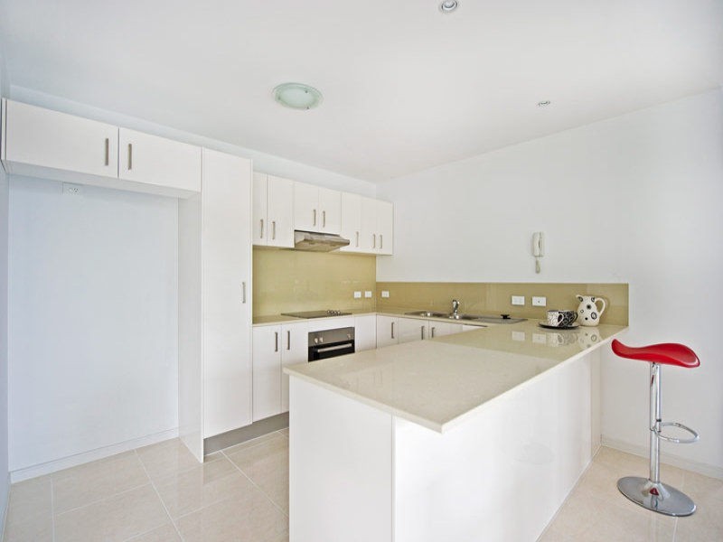 2/23 First Avenue, Surfers Paradise QLD 4217