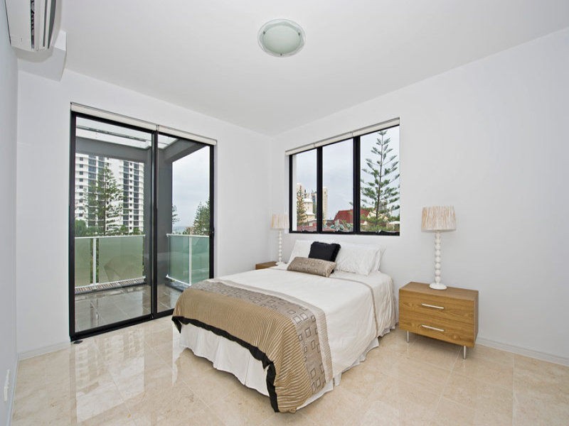 9/23 First Avenue, Surfers Paradise QLD 4217