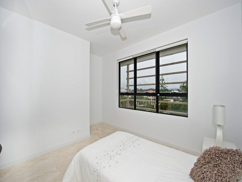 9/23 First Avenue, Surfers Paradise QLD 4217