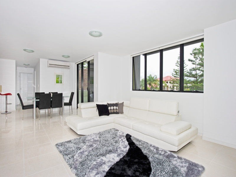 6/23 First Avenue, Surfers Paradise QLD 4217