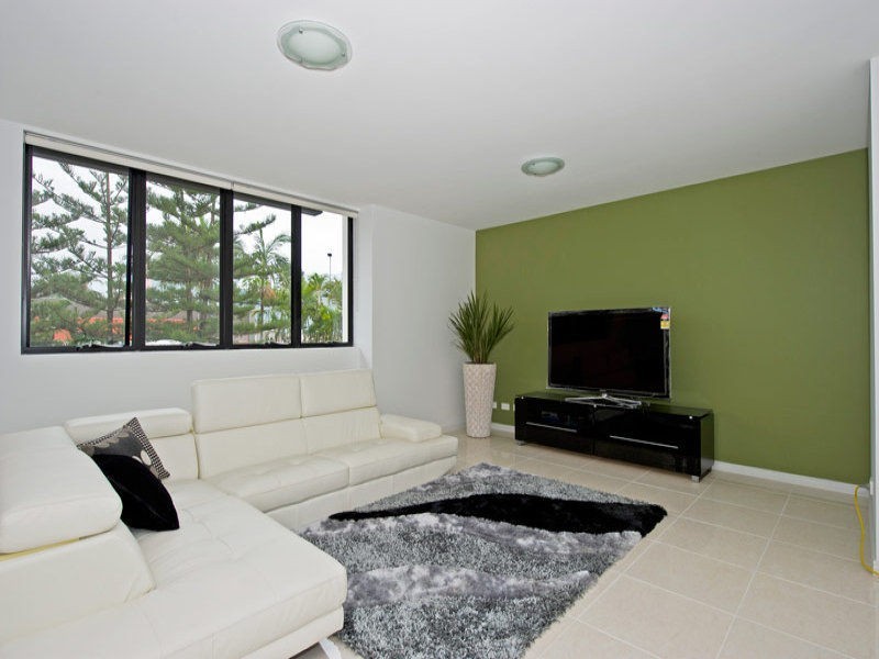 6/23 First Avenue, Surfers Paradise QLD 4217