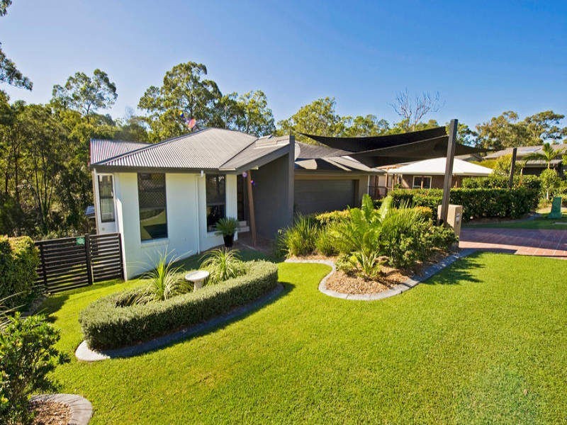 60 Cobb and Co Drive, Oxenford QLD 4210