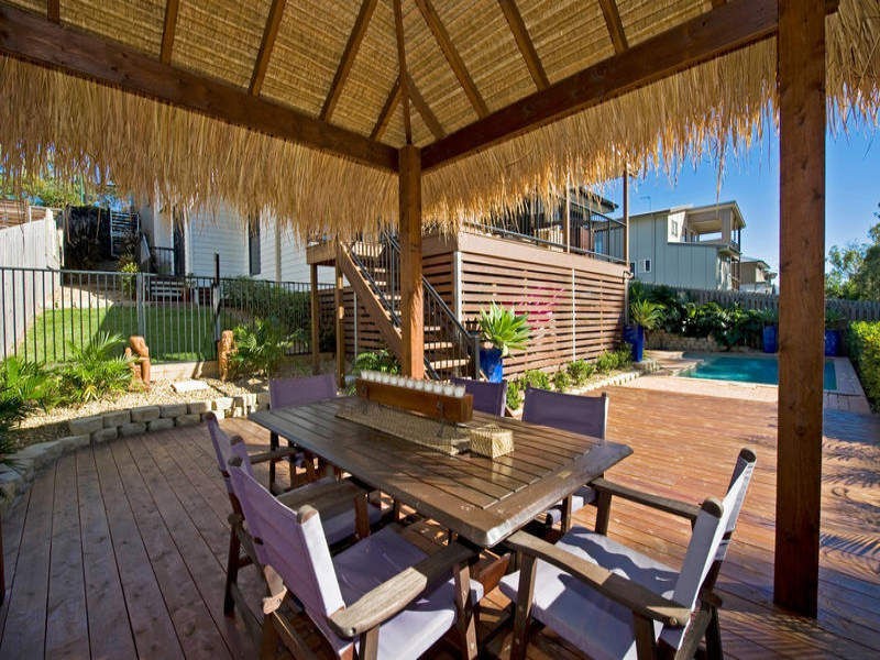 60 Cobb and Co Drive, Oxenford QLD 4210