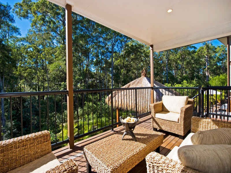 60 Cobb and Co Drive, Oxenford QLD 4210