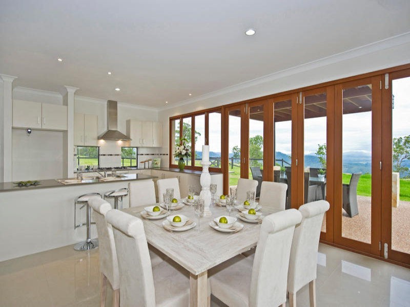 423 Main Western Road, Tamborine Mountain QLD 4272