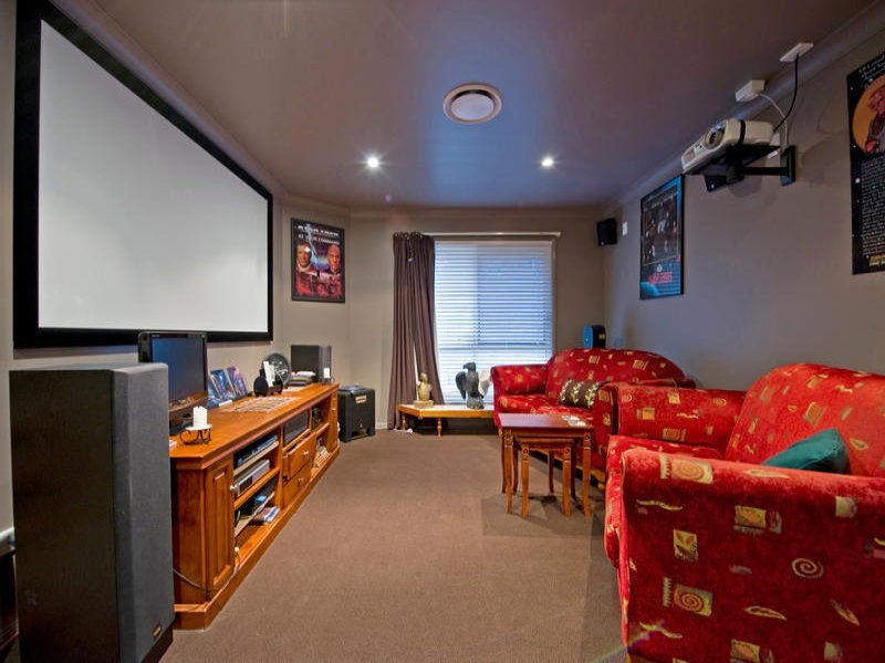 108 Ormeau Ridge Road, Ormeau Hills QLD 4208