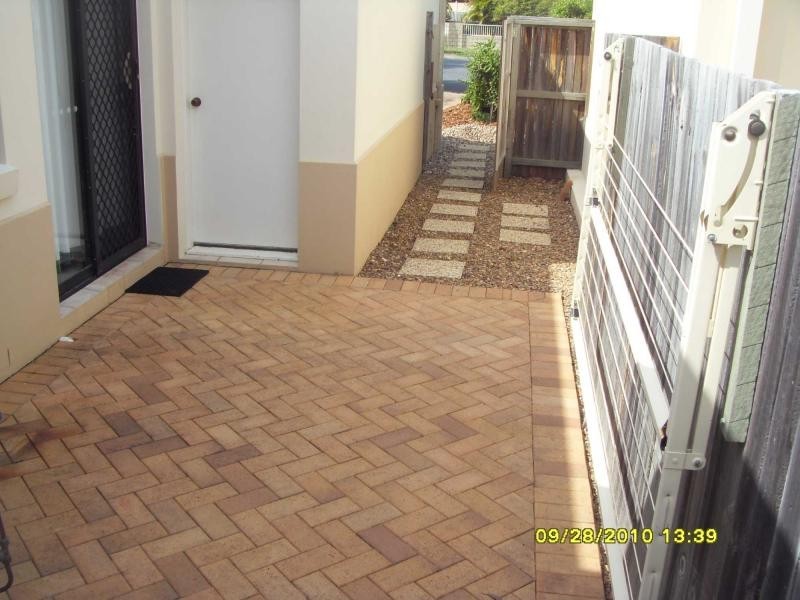 22 Brookland Court, Molendinar QLD 4214