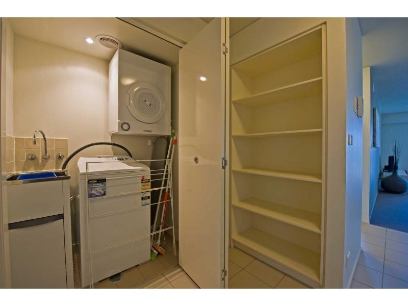 2303/111 lindfield Road, Helensvale QLD 4212