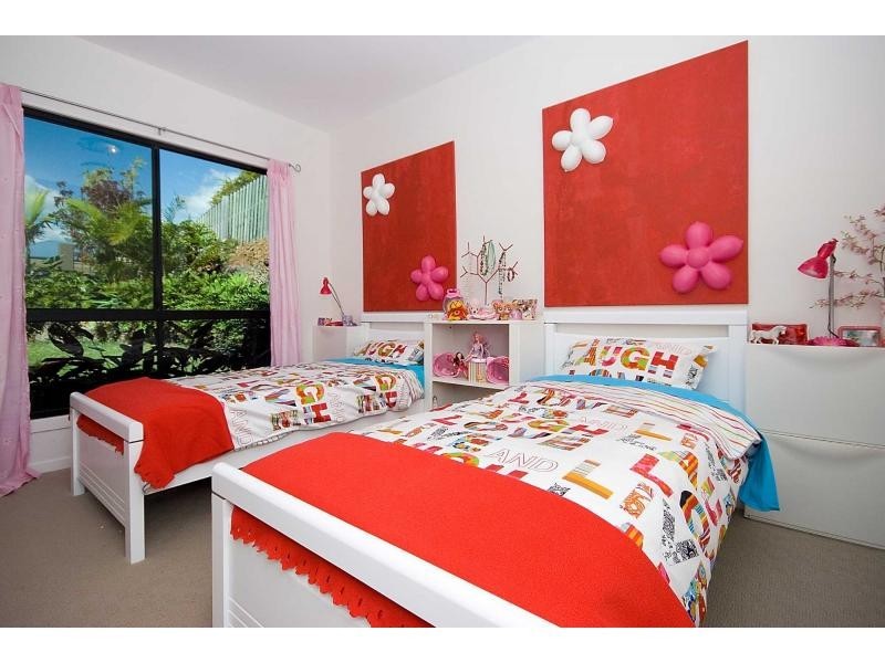 4 Hillary Circuit, Pacific Pines QLD 4211