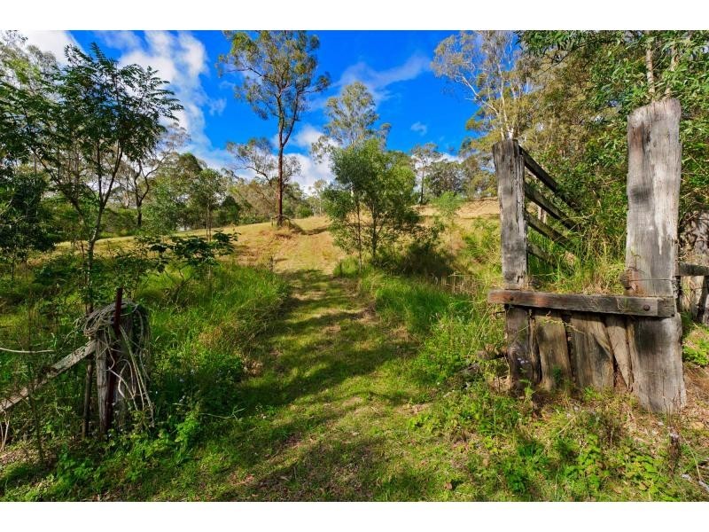 Wongawallan QLD 4210