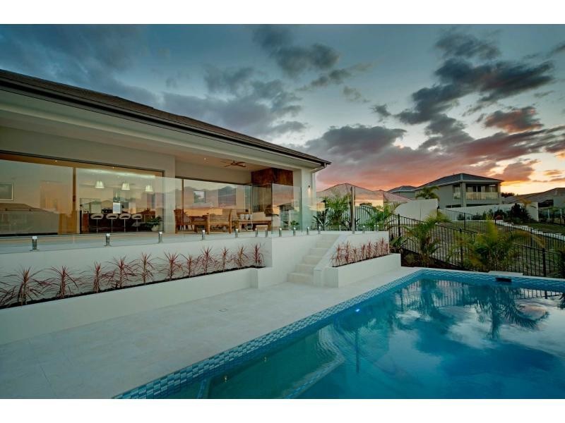 Hope Island QLD 4212