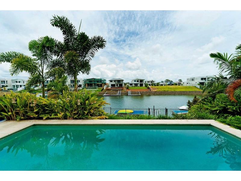 34 Riverlinks Boulevard, Helensvale QLD 4212