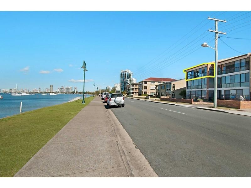 5/268 Marine Parade, Labrador QLD 4215