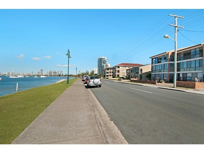 5/268 Marine Parade, Labrador QLD 4215
