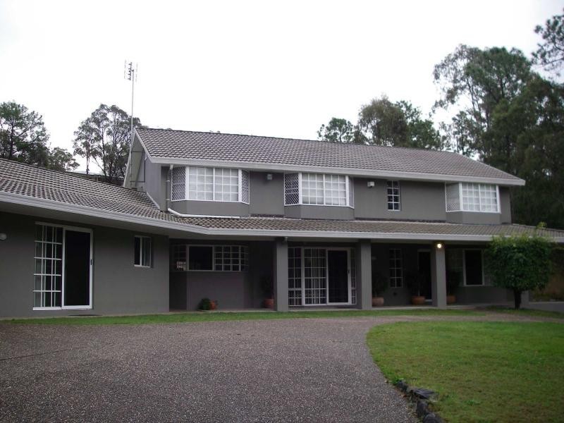 109 Glade Drive, Gaven QLD 4211