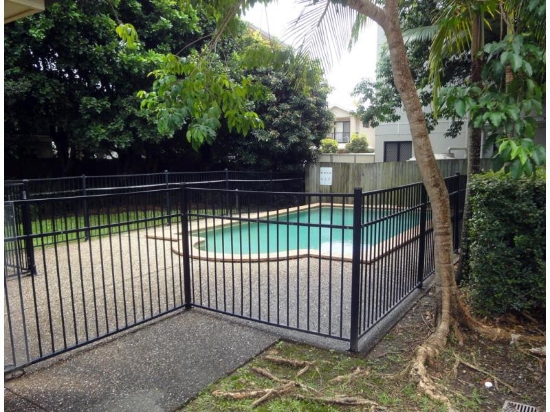 Unit 14/37 Harley Street, Labrador QLD 4215