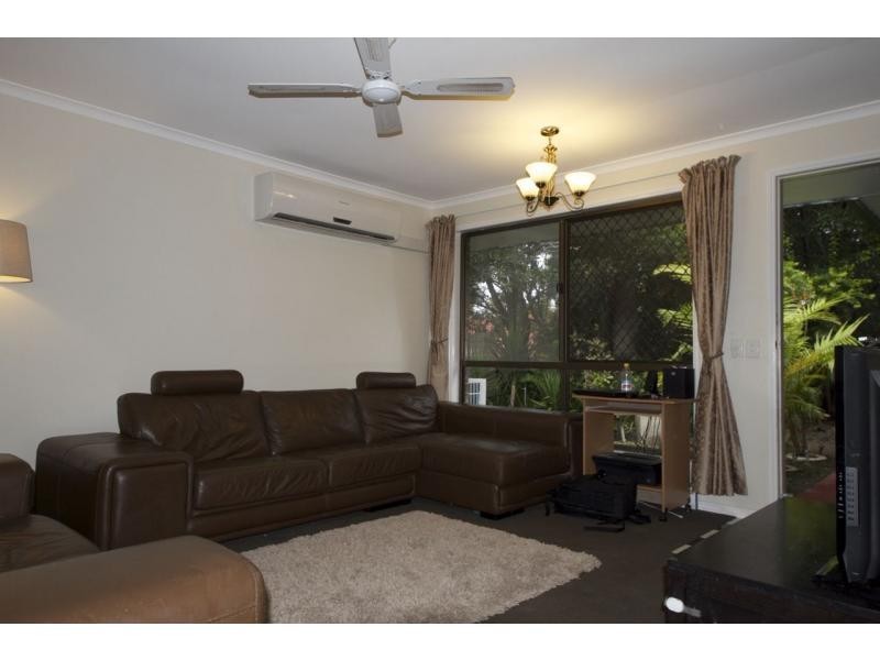 Duplex 1/11 Epic Court, Oxenford QLD 4210