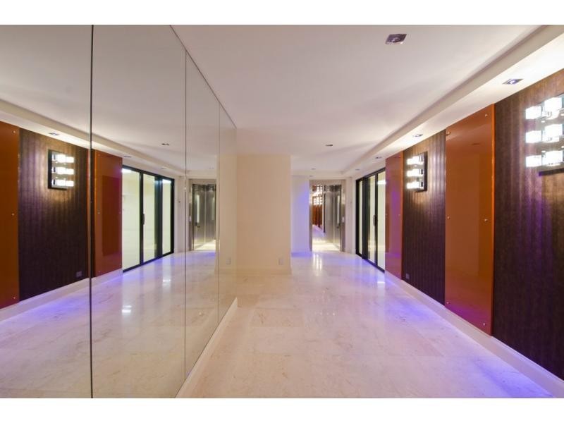 4 King Charles Court, Sovereign Islands, Sovereign Islands QLD 4216