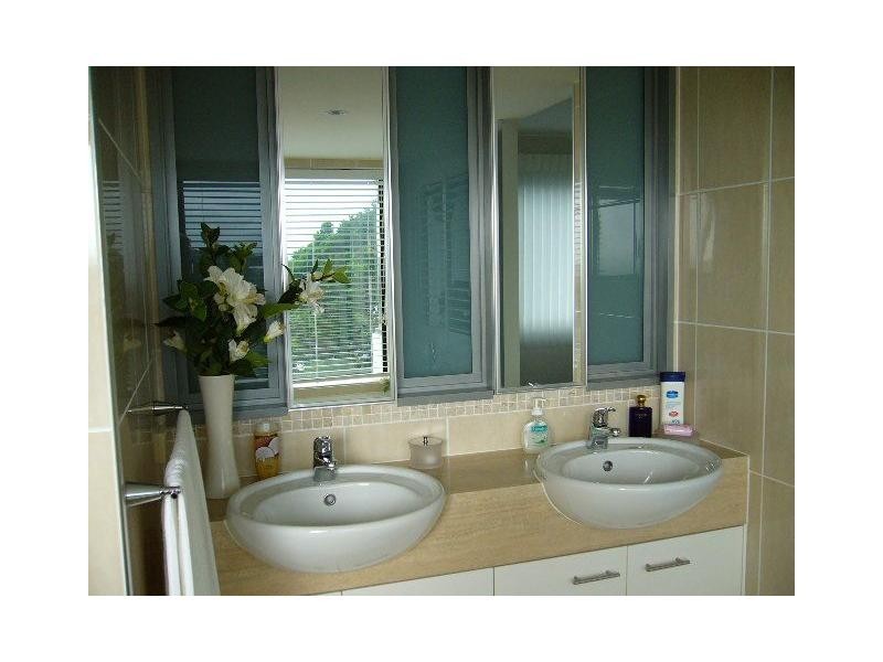 Unit 13/558 Charlton Esplanade, Urangan QLD 4655