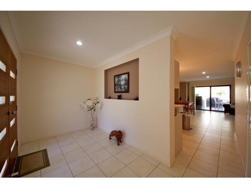 91 Roberts Drive, Maudsland QLD 4210