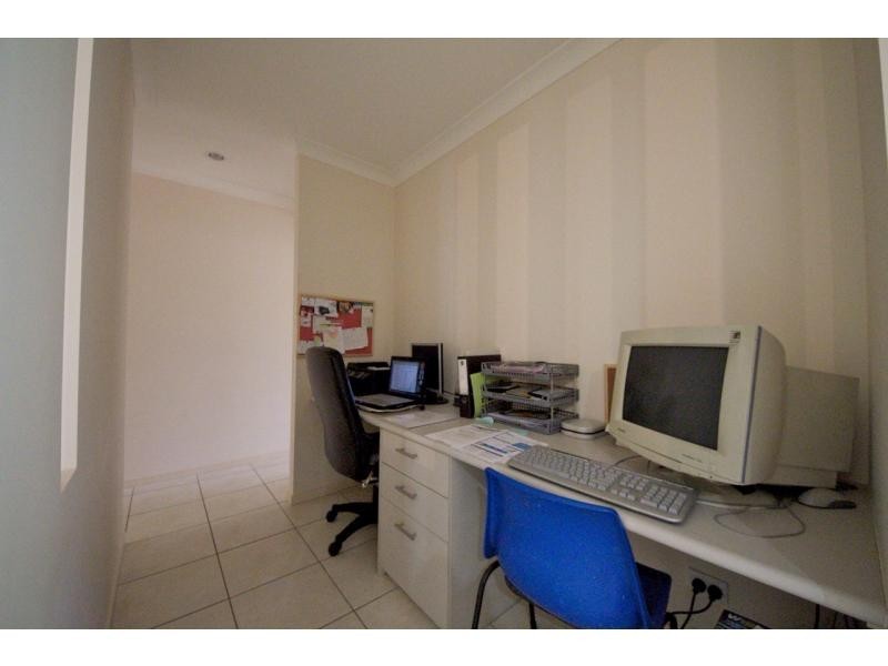 91 Roberts Drive, Maudsland QLD 4210